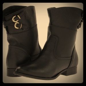 Chinese laundry face off boot